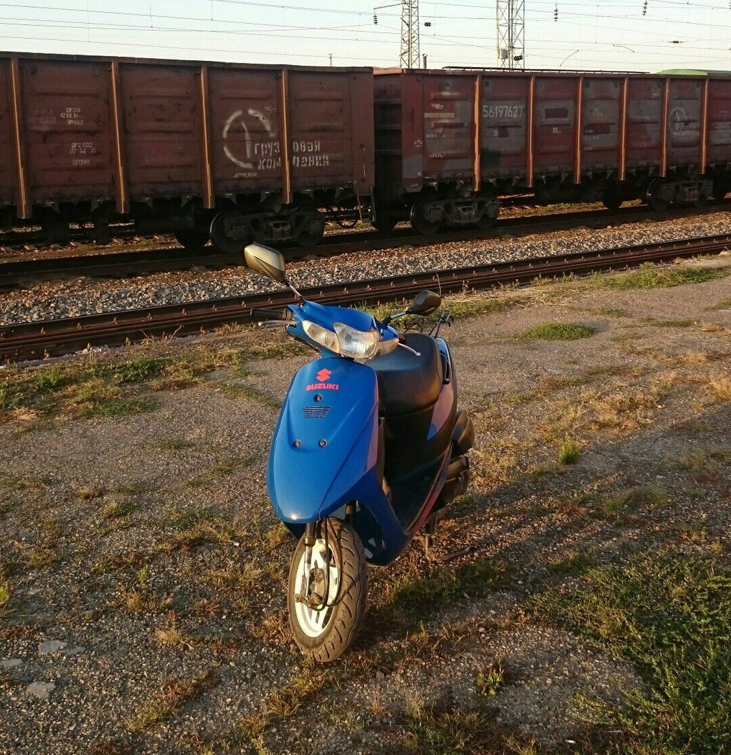 КАМАЗовский сигнал на мопед или дело было вечером делать было нечего ...