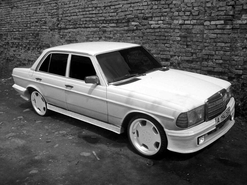 Мерседес w123 без бамперов