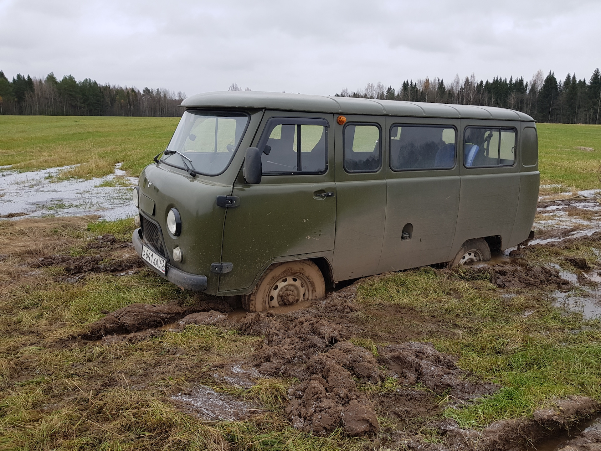 Уаз 2206. UAZ (УАЗ) 2206. УАЗ 2206 внедорожник. УАЗ 2206-02.