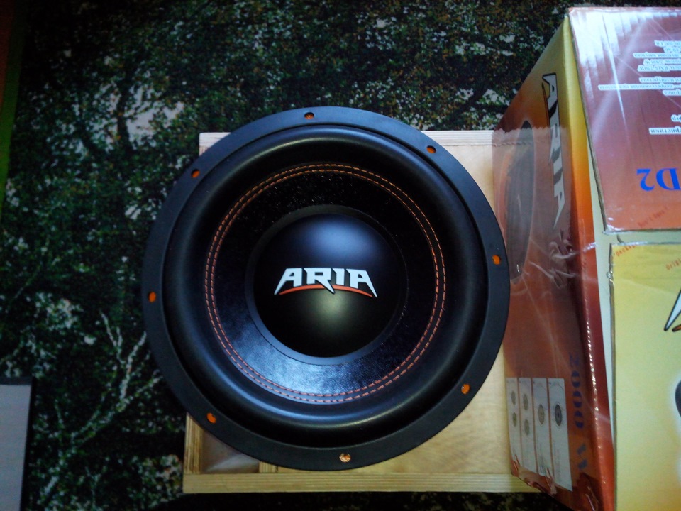 Новый житель багажника, ARIA BZ-12D2.))) — Lada Приора седан, 1,6 л ...