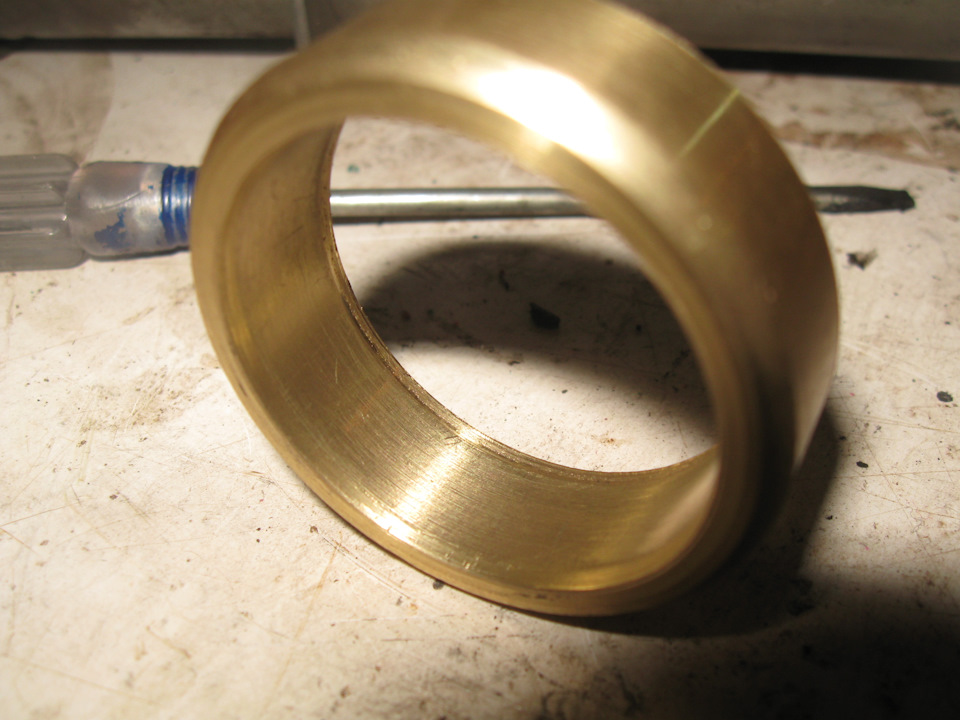 золотая втулка. — Citroen Berlingo (1G)