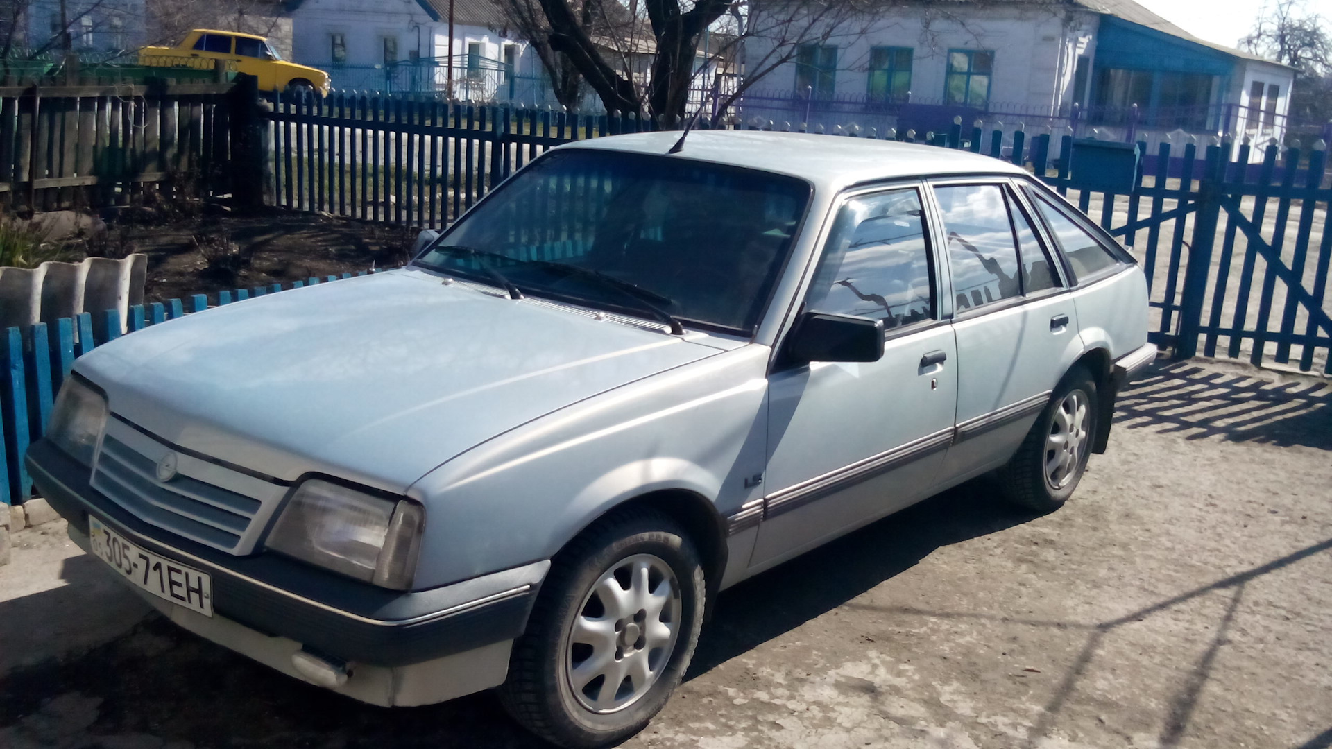 Опель аскона 1.6. Opel Ascona 1.6. Opel Ascona 1987. Опель Аскона 1.6 1987 хэтчбек.