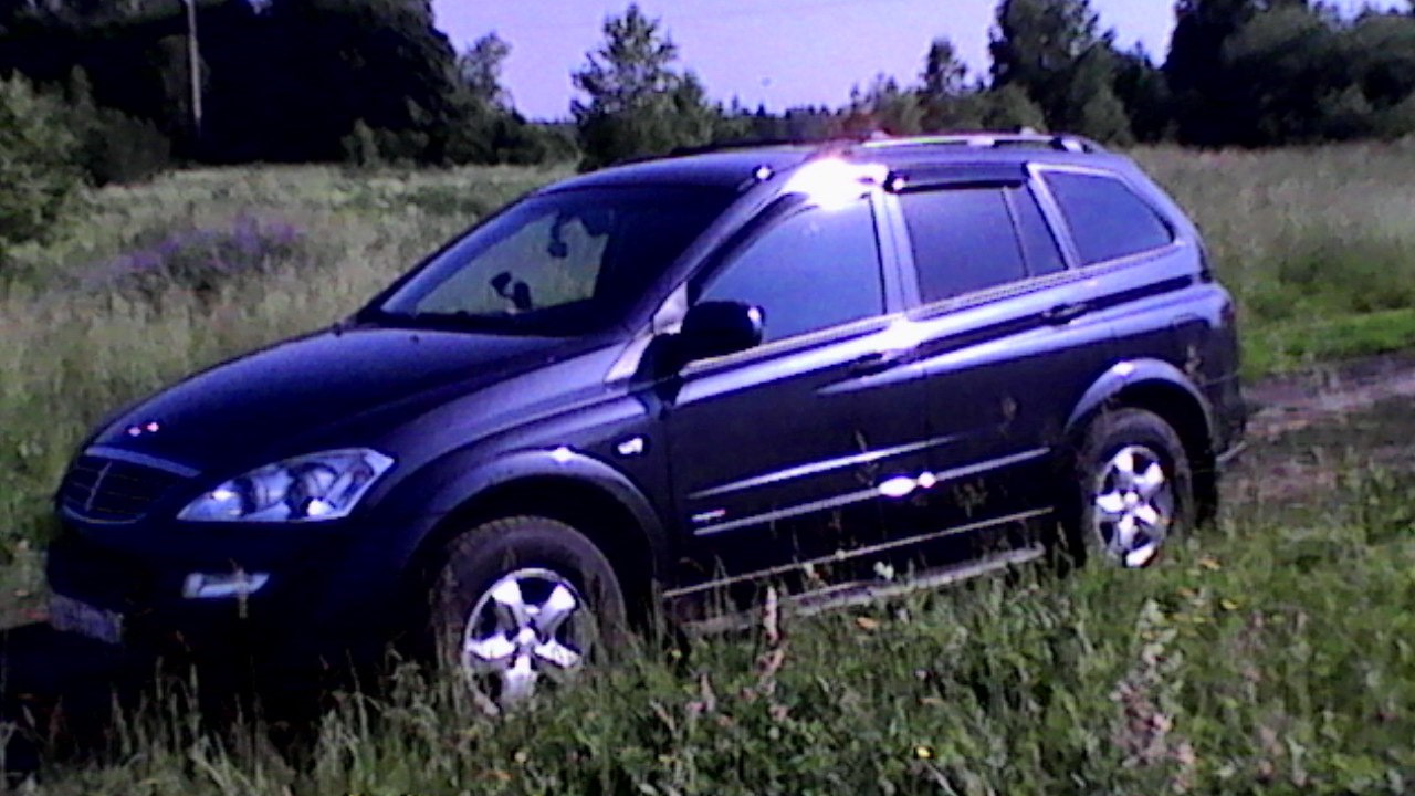 SSANGYONG Kyron 2008. SSANGYONG Kyron 2014.