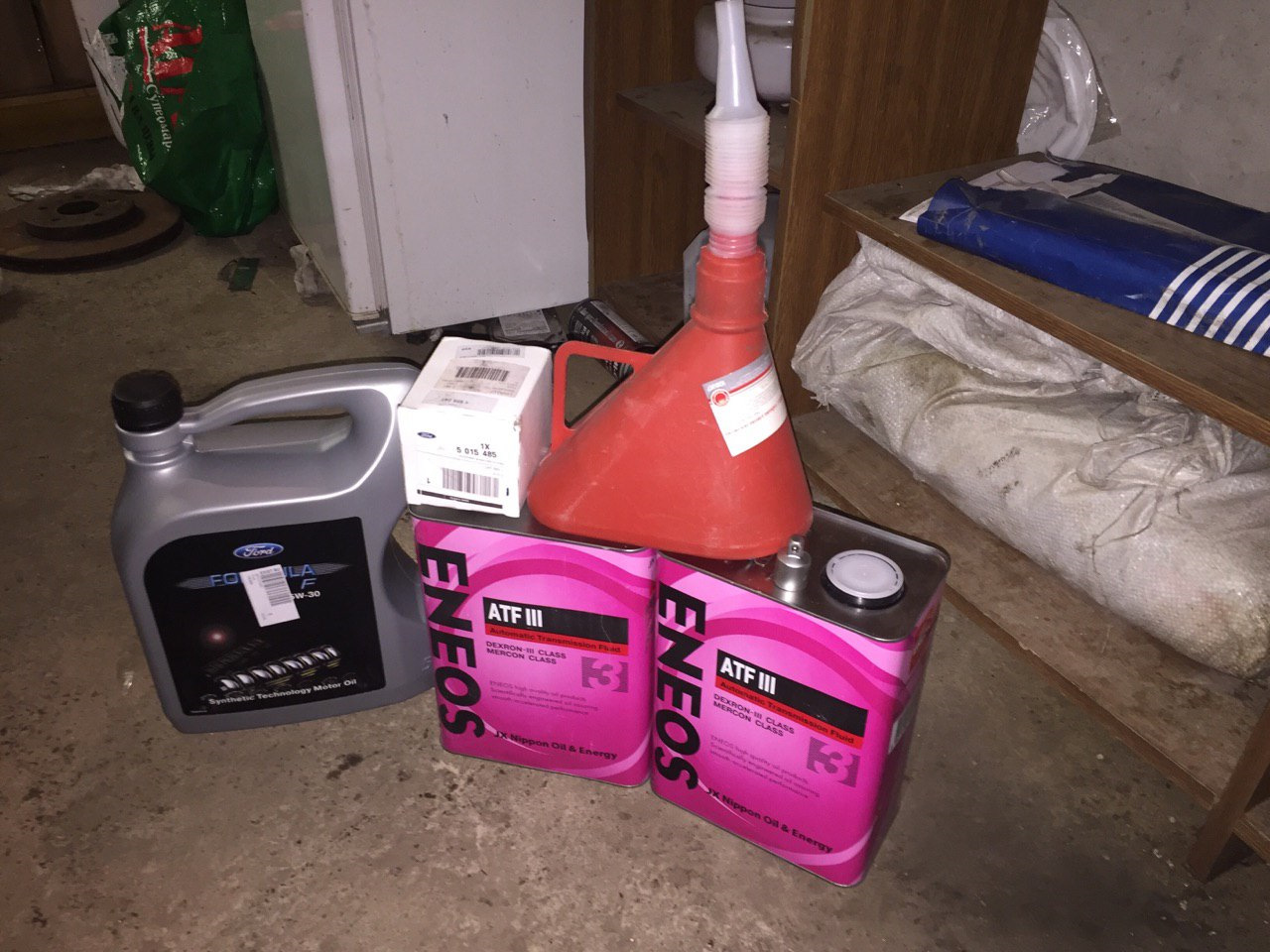 Форд мондео 3 масло в двигатель. Моторное масло для форд мондео 4 бензин 2. Масло в двигатель форд мондео 2. Масло для форд мондео 3 2. Моторное масло для форд мондео 4 бензин 2.