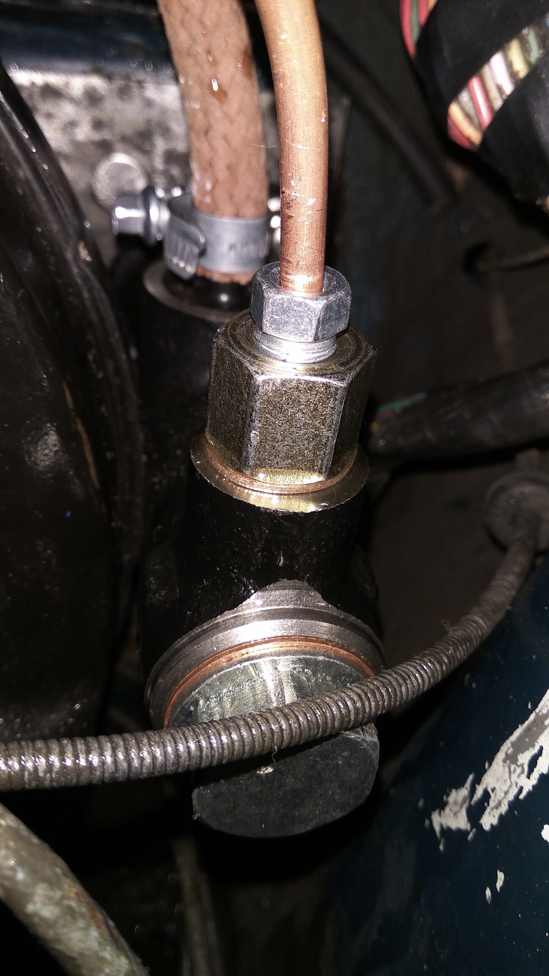 Потёк ГЦС, нужна помощь!(стойкий к тормозной жидкости герметик) — ИЖ ...