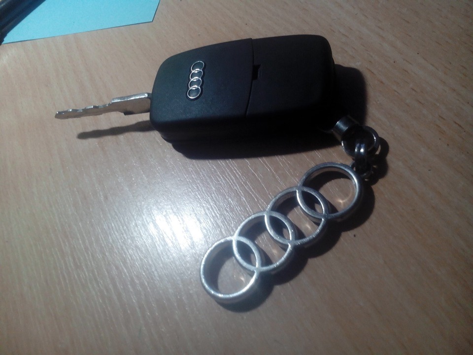 Ключ — выкидуха — Audi 80 (B3), 1,8 л, 1988 года | стайлинг | DRIVE2