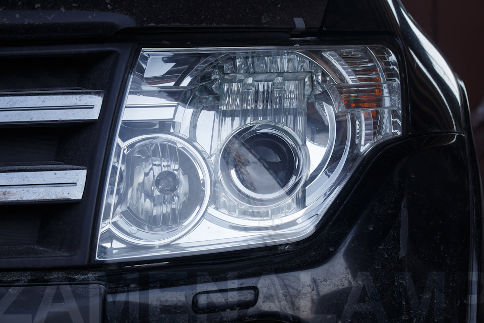 MITSUBISHI PAJERO (4th generation) замена штатных линз на биксеноновые ...