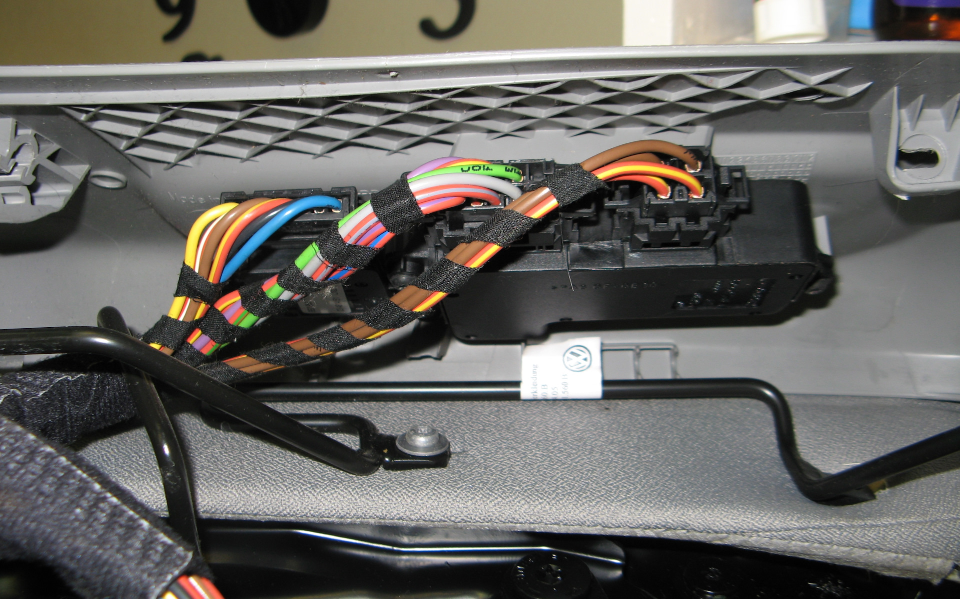 Салон от пассата б7 в пассат б6 -2 часть - Volkswagen Passat B6, 2 л, 2010 года