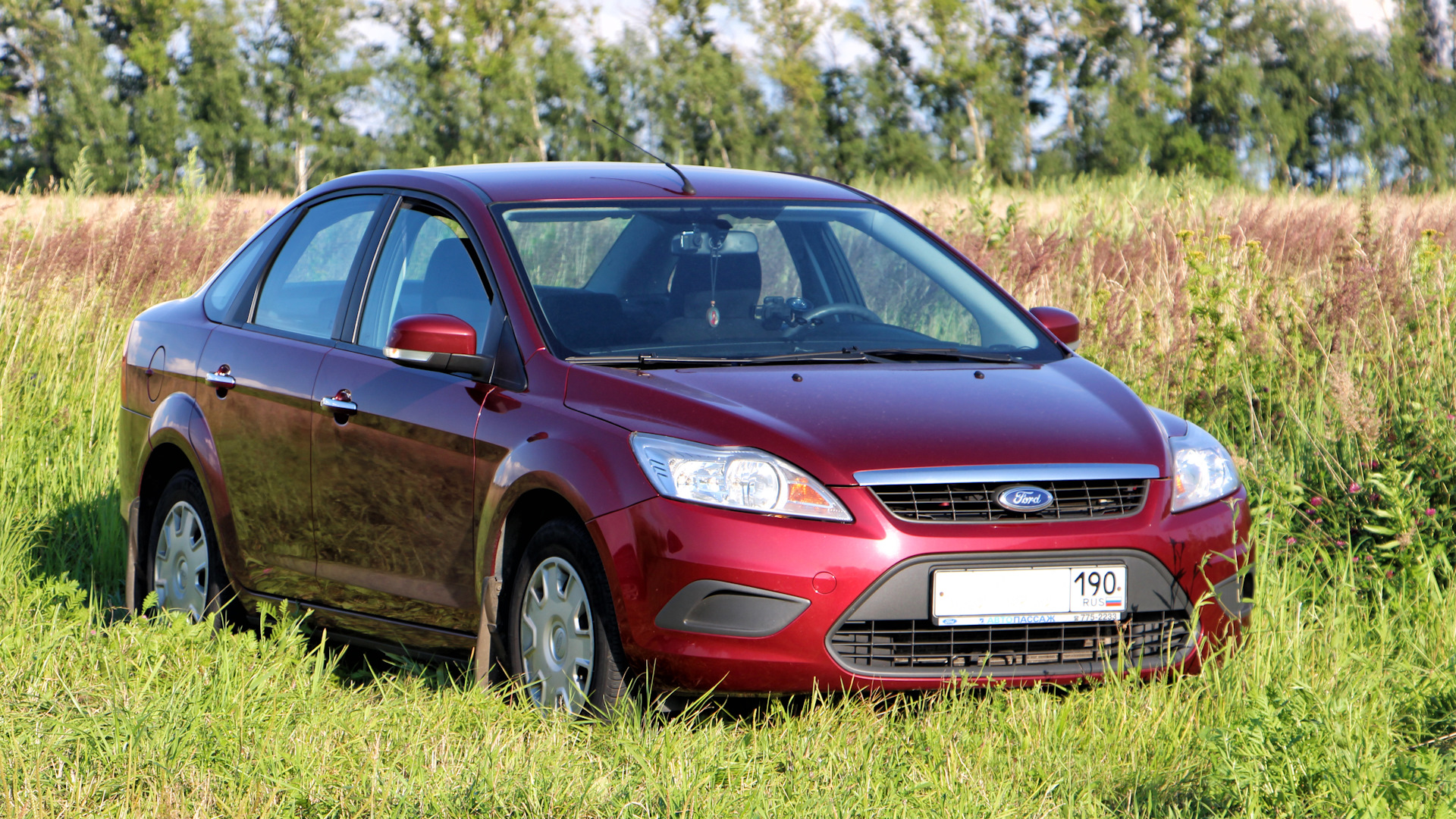 Форд фокус 2 седан. Deep Rosso Форд фокус. Deep Rosso Red Ford цвет. Deep Rosso Red Ford.