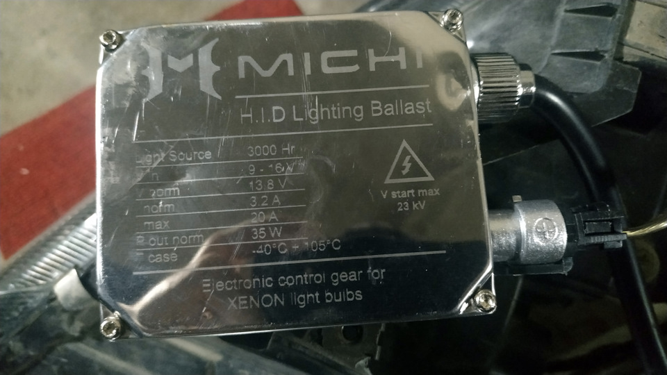 Фары часть 2 [Полировка фар внутри], [убираем колхоз и LED] на Chrysler ...