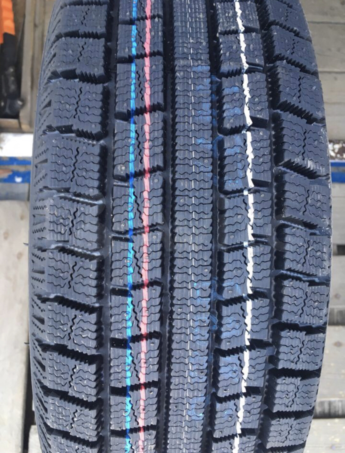 Nitto sn3 winter. Nitto зимние. Nitto зимние. Nitto sn3 winter. Nitto 185/65r15 88t therma spike шип.