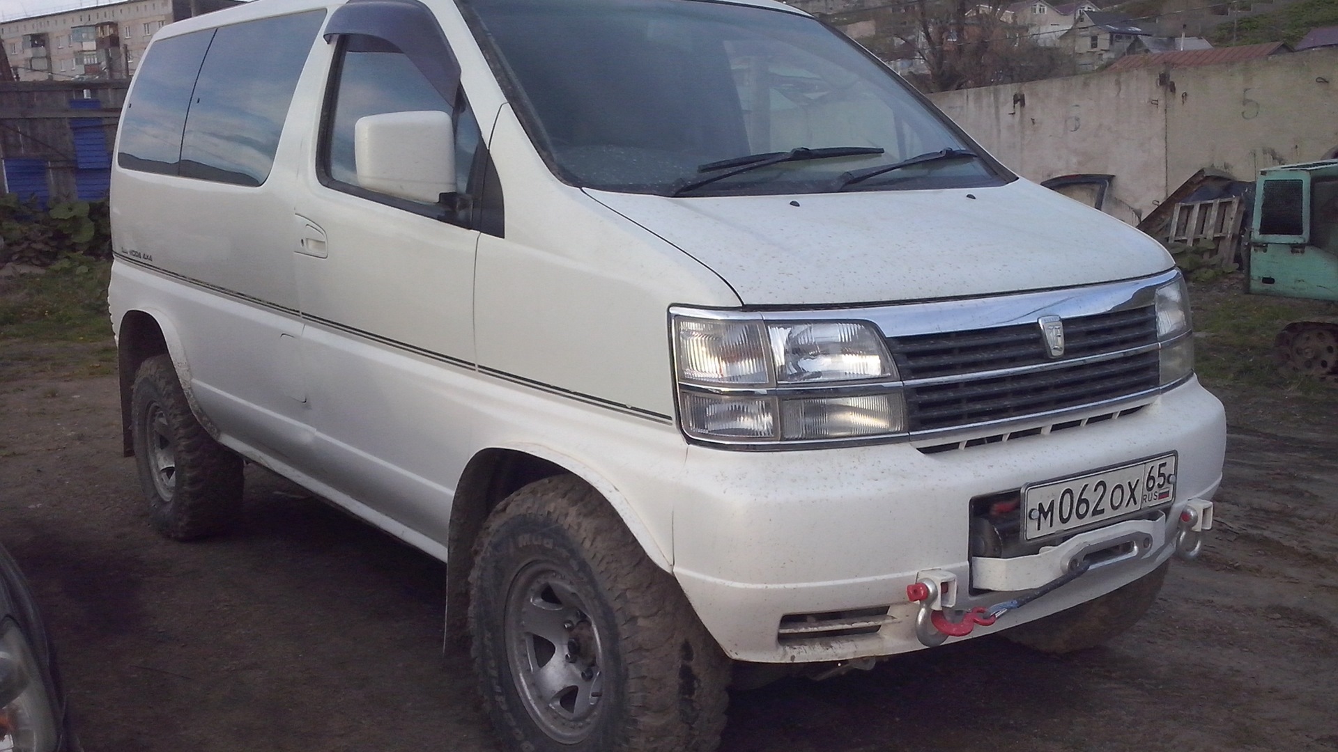 Nissan Elgrand e50