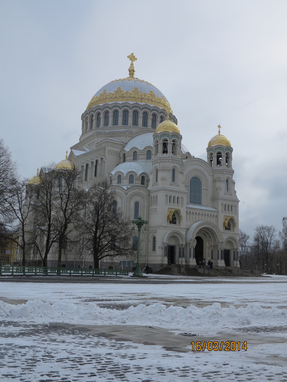 морской собор в кронштадте зимой