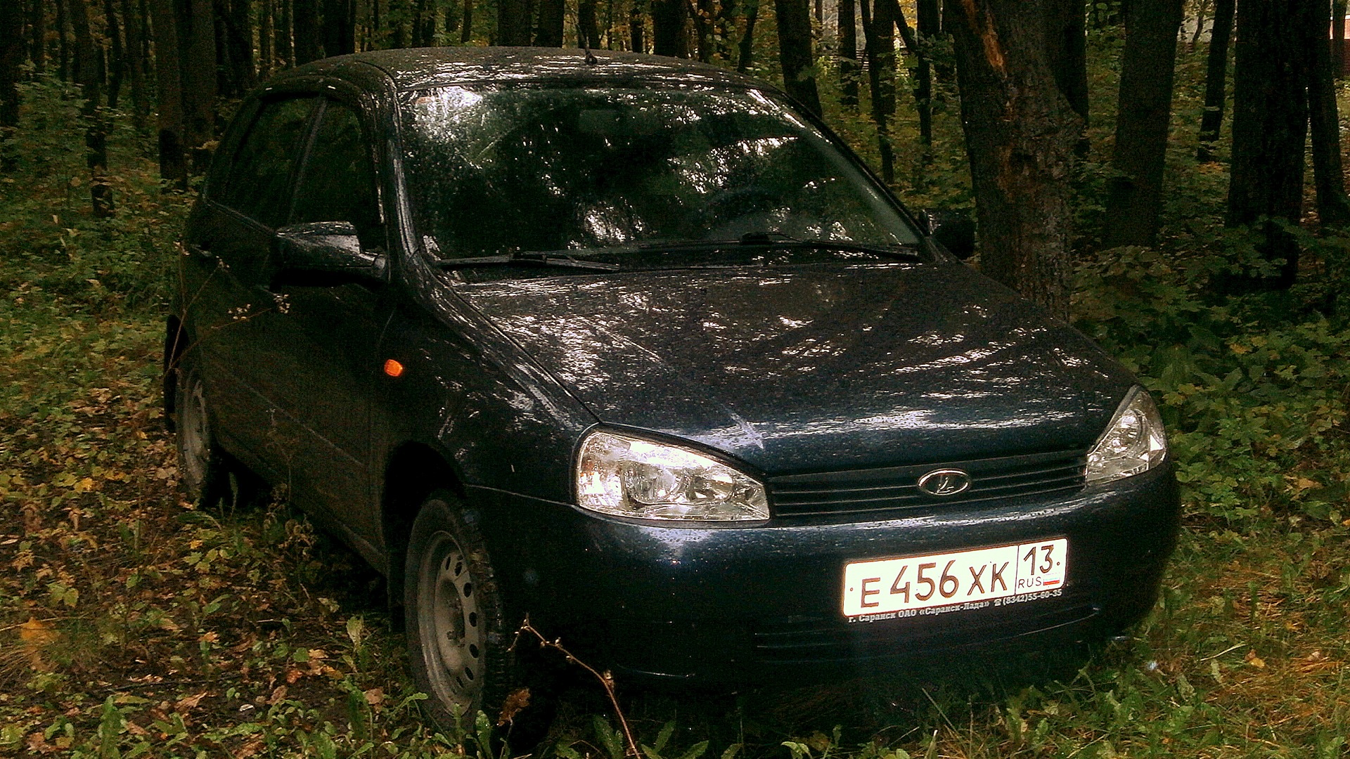 Lada Калина хэтчбек 1.6 бензиновый 2012 | 1,6 8v, цвет 