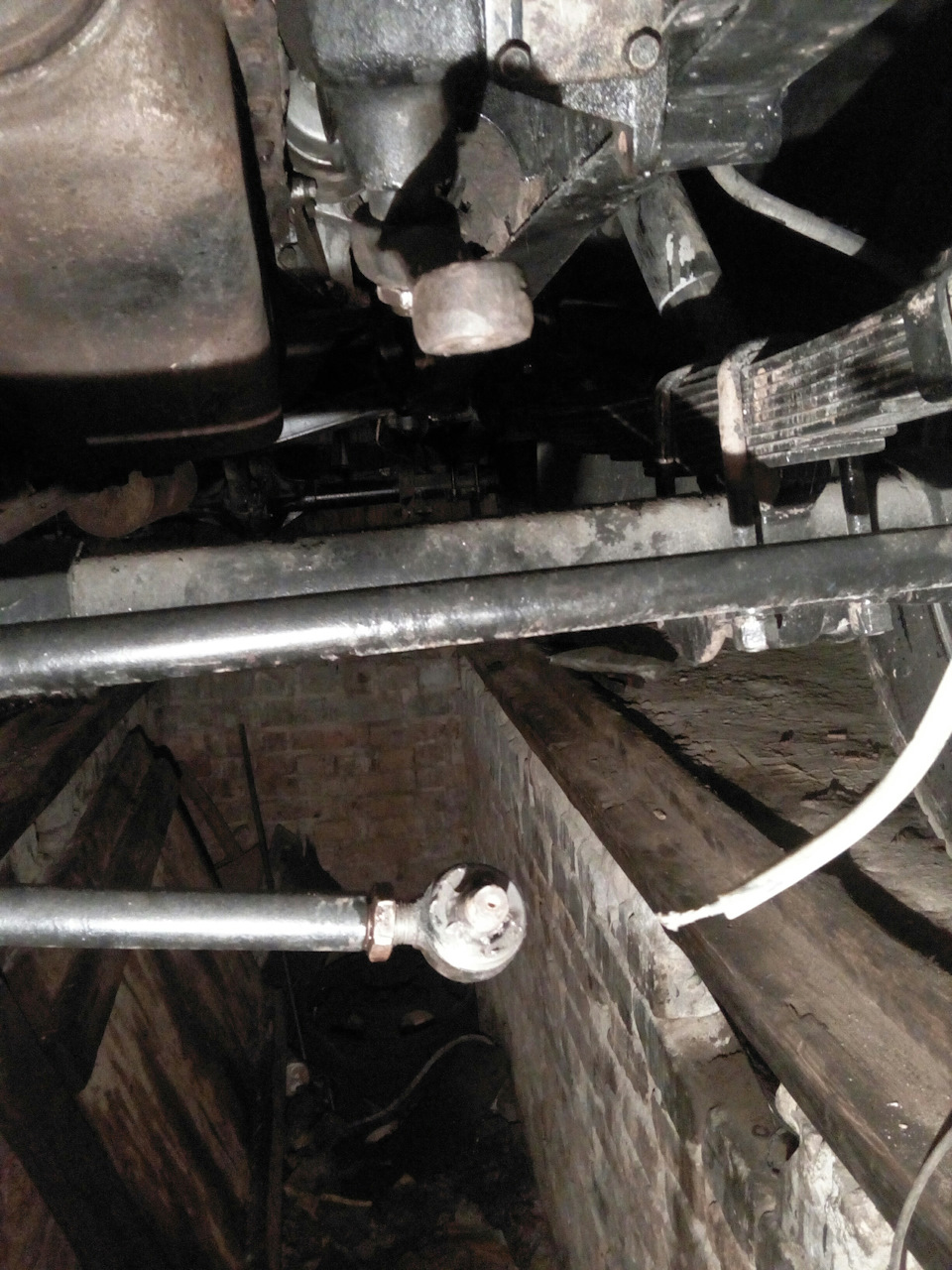 Замена пыльника на наконечнике — УАЗ 469, 2,5 л, 1979 года ...