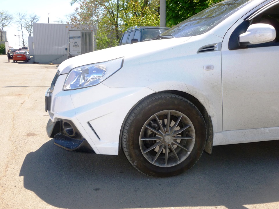 Бампер на самом авто Т255 — Chevrolet Aveo 5-door (1G), 1,5 л, 2005 ...