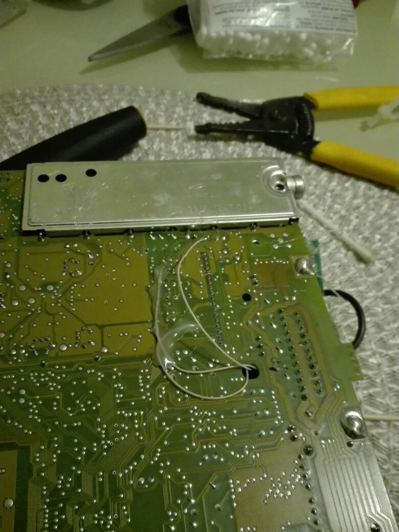 Установка AUX и Bluetooth в штатную Becker Audio 30. — Mercedes-Benz E ...