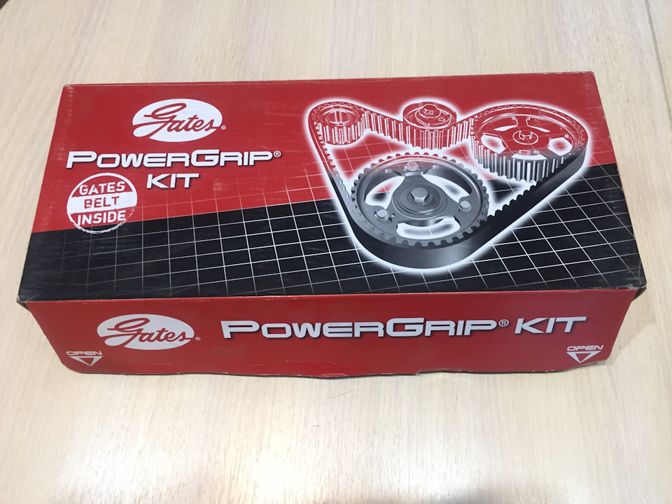 На грани краха! Потекла помпа… — Lada Приора седан, 1,6 л, 2008 года ...