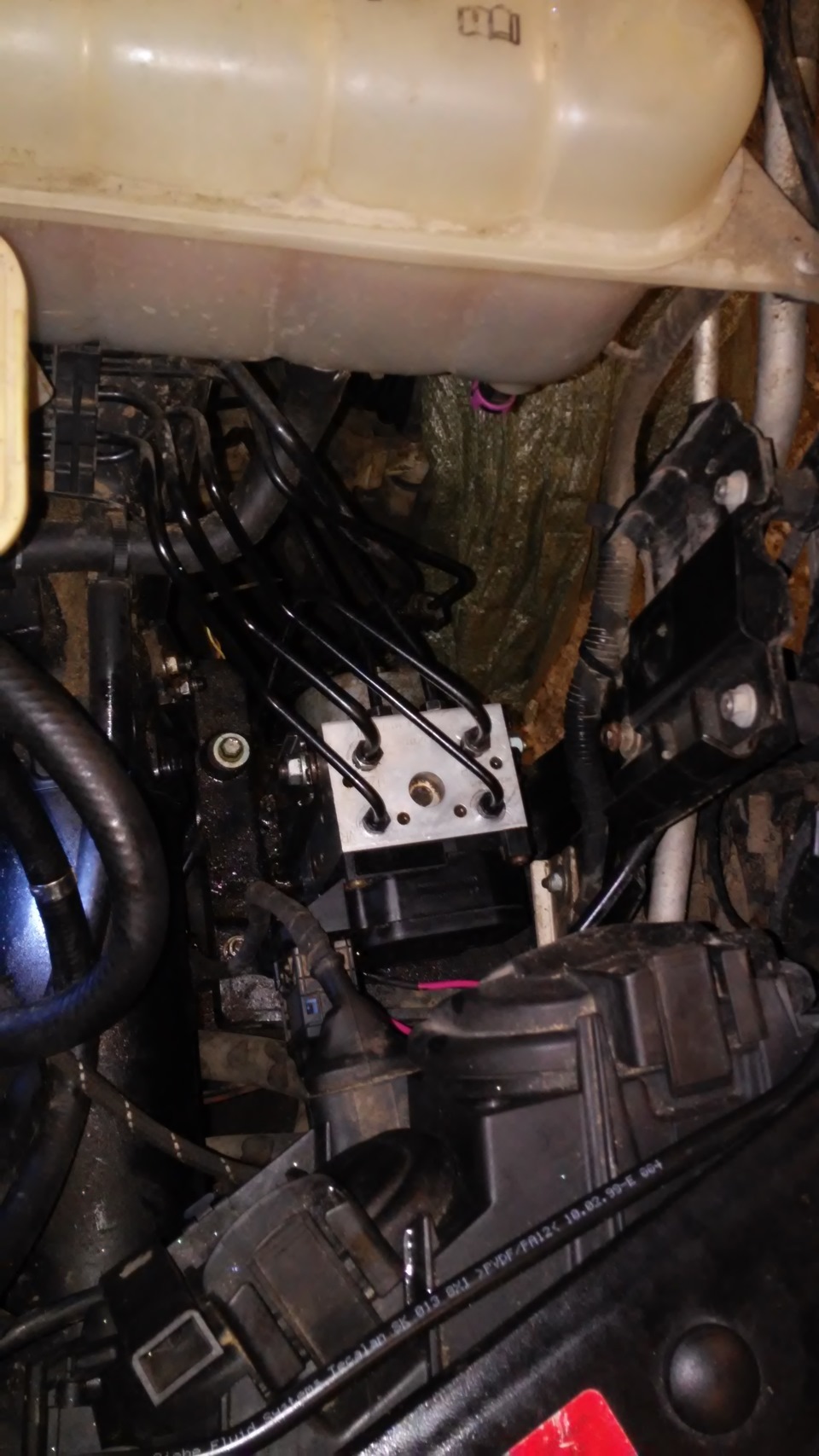 Фото в бортжурнале Audi A8 (D2)