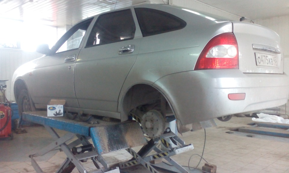 Задние колодки — Lada Приора хэтчбек, 2 л, 2008 года | визит на сервис ...