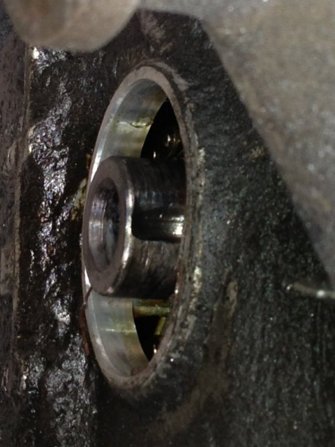 Не крутится ремень, походу капец вискомуфте. — Mercedes-Benz E-class ...