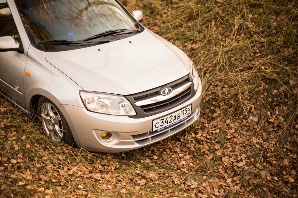 Фото на сайлентблок №2 — Lada Гранта (1G), 1,6 л, 2013 года ...