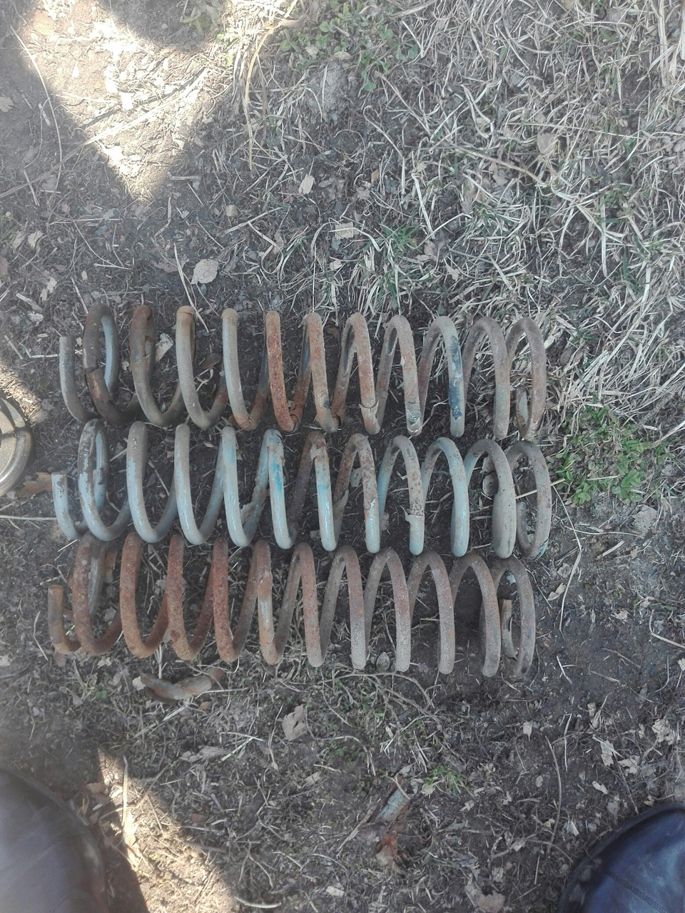 Просели пружины. — Lada Приора седан, 1,6 л, 2012 года | своими руками ...