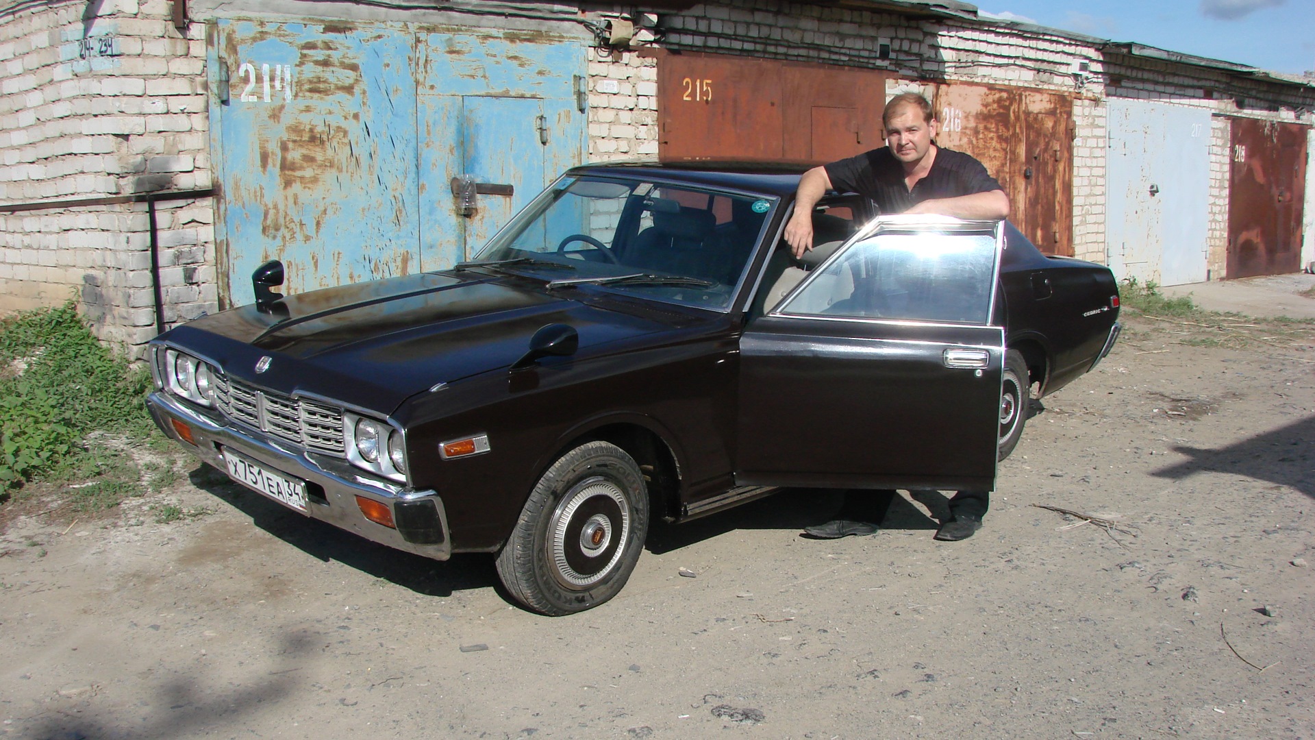 Nissan Cedric (4G) 2.2 бензиновый 1978 | R330 GL 1978 год на DRIVE2