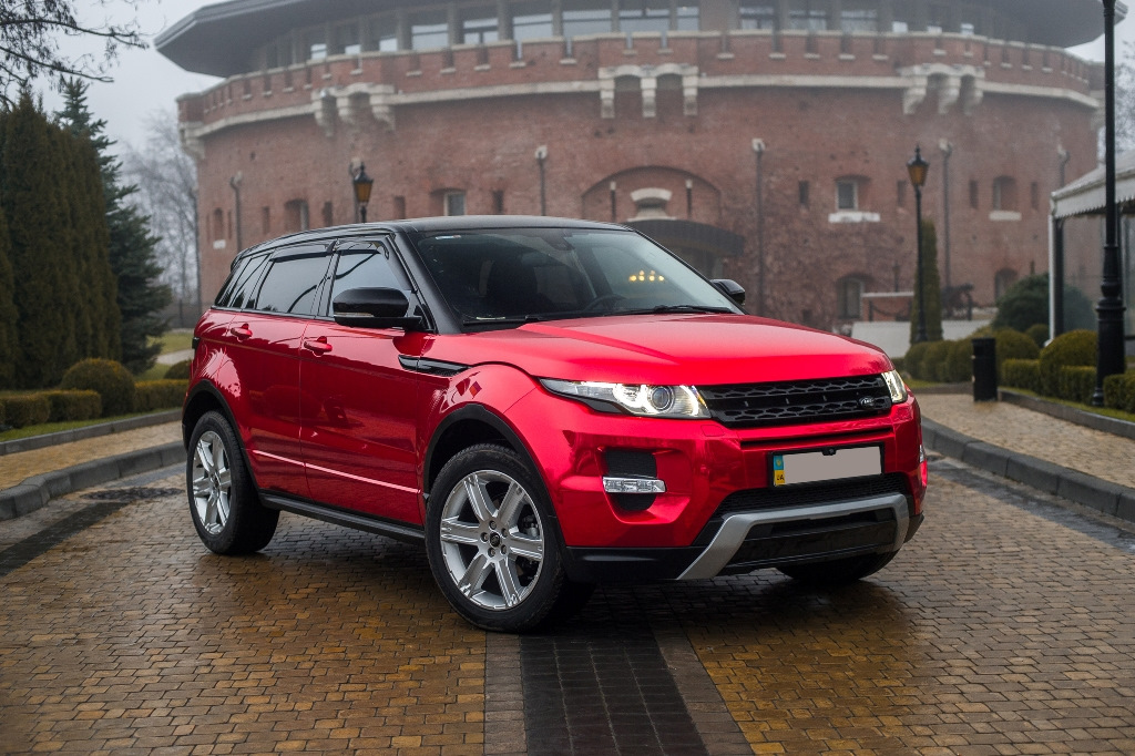 Land Rover range Rover Evoque красный