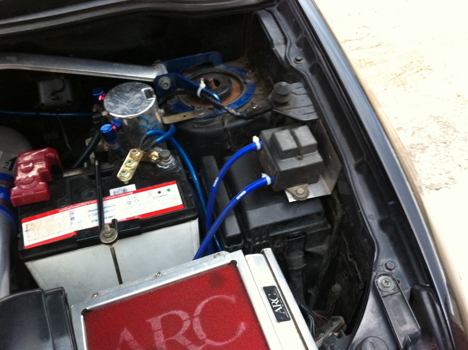 Установка буст-контроллера Blitz SBC i-D + вонючки в салон — Mitsubishi ...