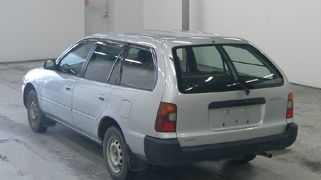 Ваз универсал бу на авито. Хёндай универсал 2002г. Hyundai универсал старый. Тойота Хундай универсал 1992. Хундай универсал модели 2000 года.