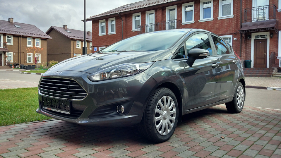 Как перекупы продают машину — Ford Fiesta (Mk VI), 1,6 л, 2017 года ...