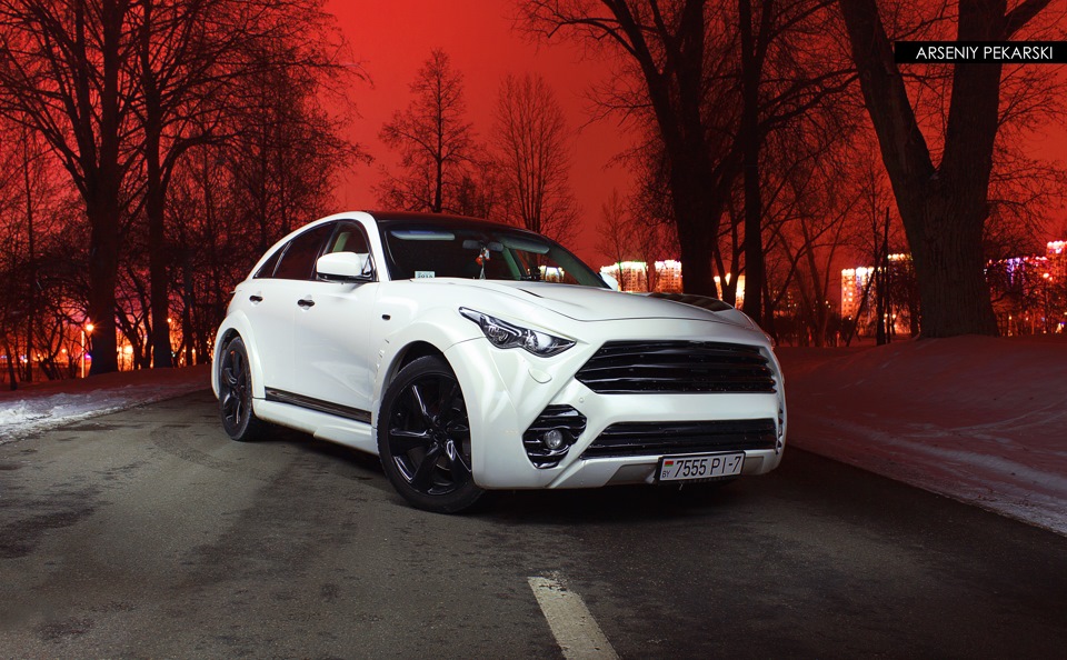 Infiniti fx35 обои на телефон