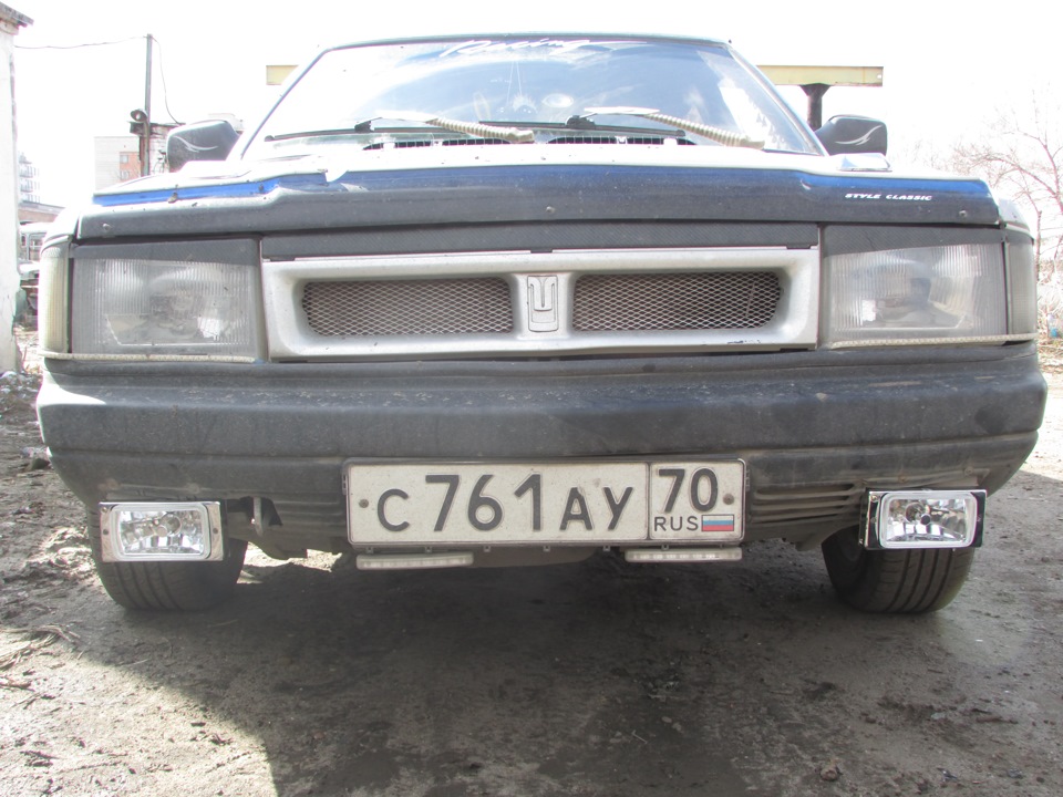 замена разбитых туманок — Москвич Юрий Долгорукий, 1,7 л, 1997 года ...