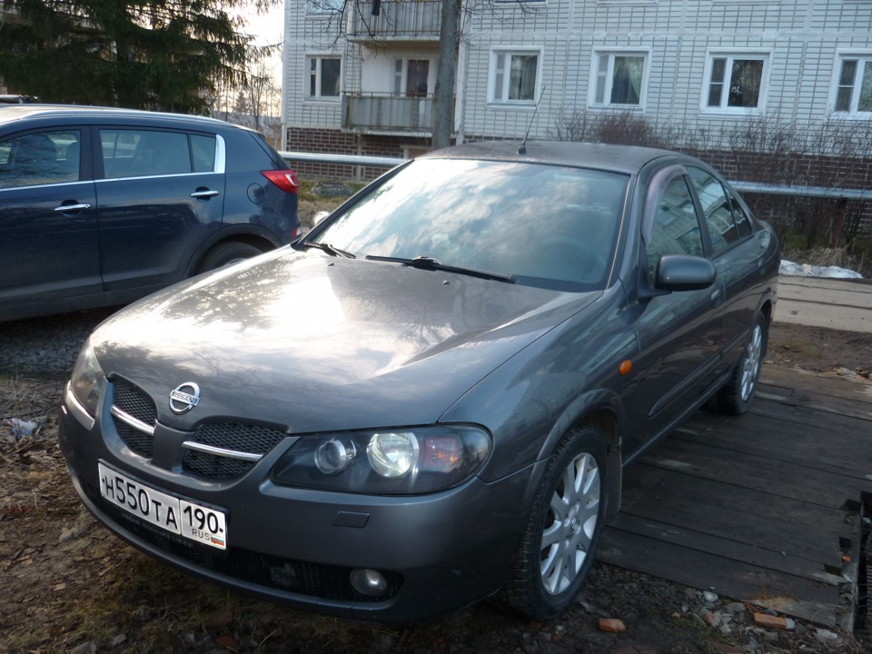 Nissan almera luxury. Ниссан Альмера h16. Ниссан Альмера н16 лакшери. Ниссан Альмера 1 8 Luxury n16 2003. Nissan Almera n16 Luxury.