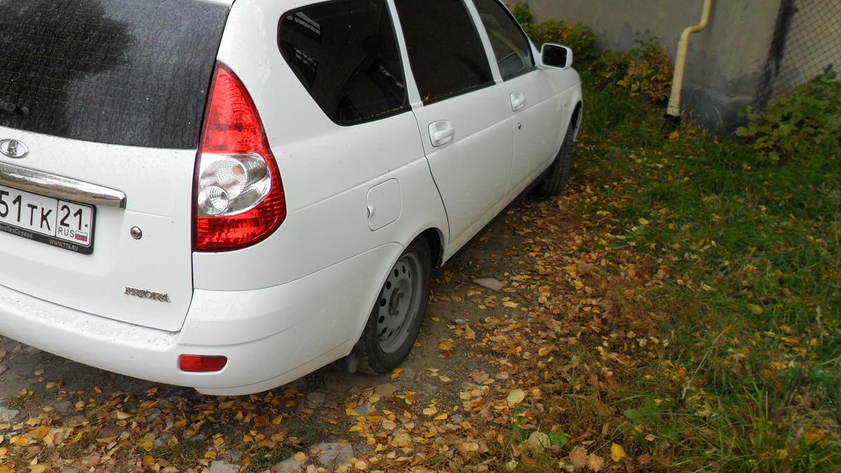 Lada Приора универсал 1.6 бензиновый 2010 | 1.6, 16 кл., шитая на DRIVE2