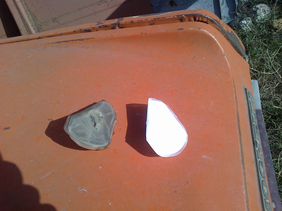 Замены топливного фильтра и сетоцки в баке. — Lada Калина Хэтчбек (1G ...