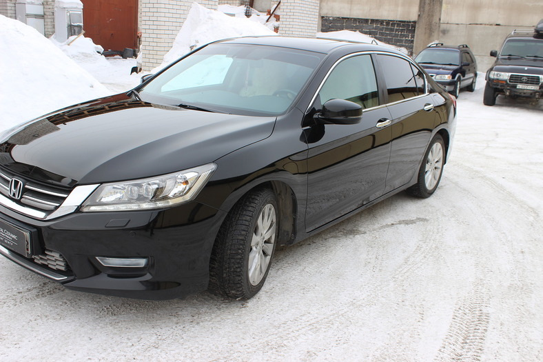 Accord royal. Honda Accord IX Black.