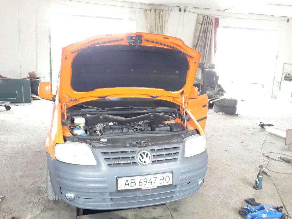Photo from the logbook Volkswagen Caddy (3G)