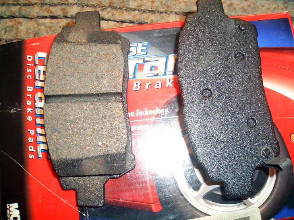 tried improved consumables New Brake shoes and a carbon filter of the cabin - Toyota Celica 18 L 2000