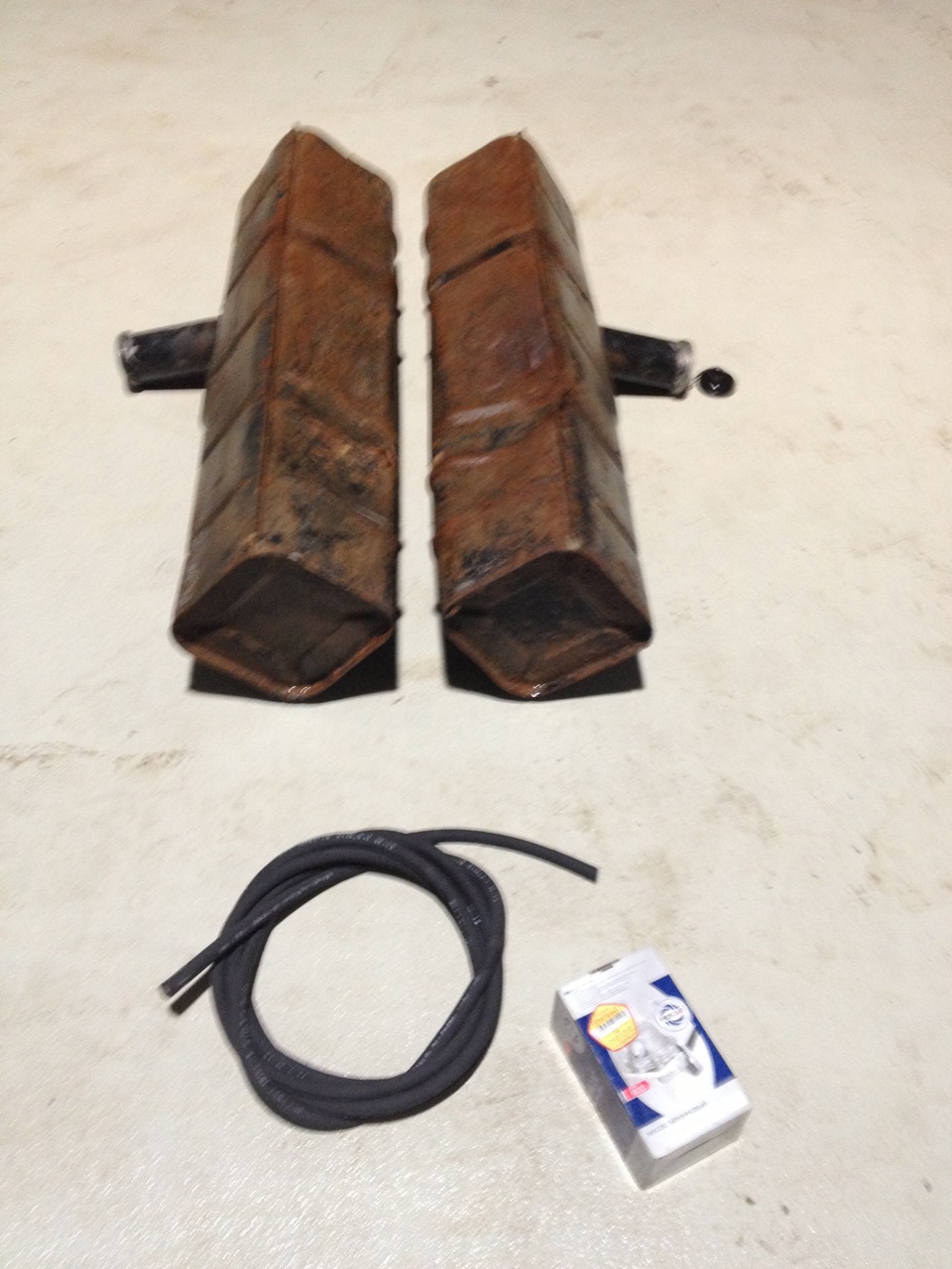 Замена топливных баков и бензонасоса и покраска. — УАЗ 469, 2,4 л, 1980 ...