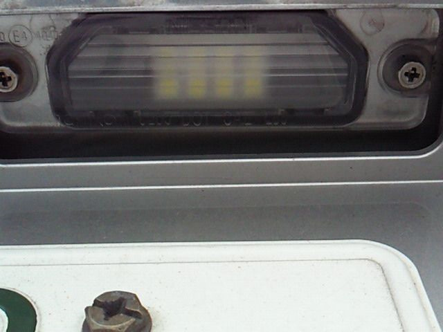 Освешение госномера замена на лед — Nissan Presage (2G), 2,5 л, 2003 ...