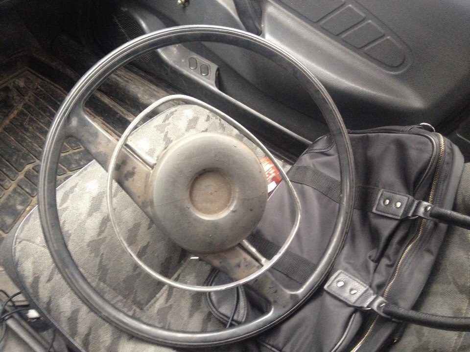 Процесс идет) — Mercedes-Benz W115, 2,2 л, 1973 года | аксессуары | DRIVE2