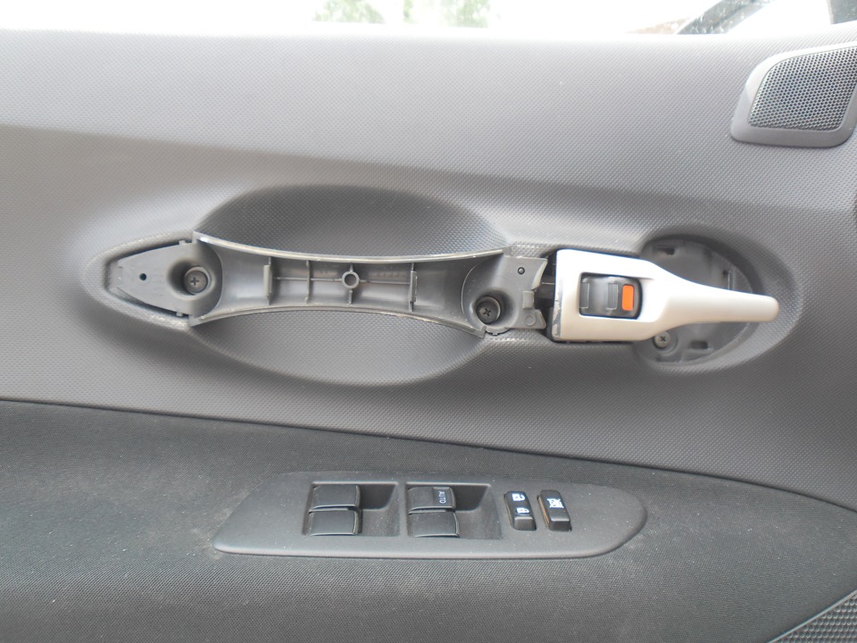 Как снять обшивку двери тойота аурис ШВИ Дверей Toyota Auris - DRIVE2