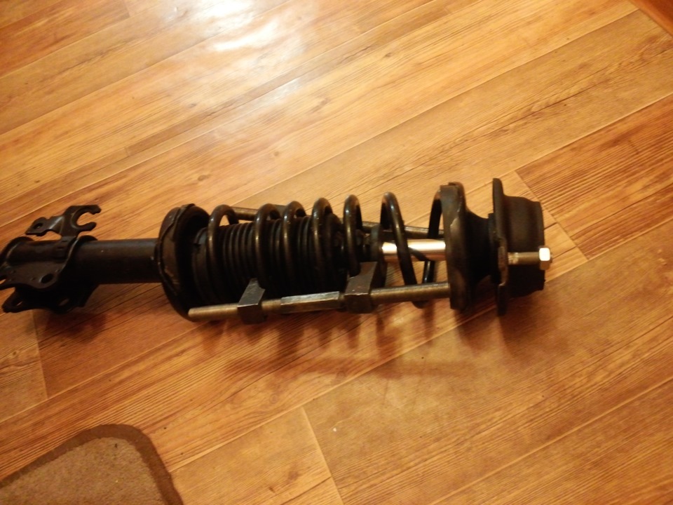 задние стойки мазда 323. порядок сборки передней стойки мазда сх 5. шпилька заднего амортизатора мазда 3 bk. Tokico b3235 стойка. 6.