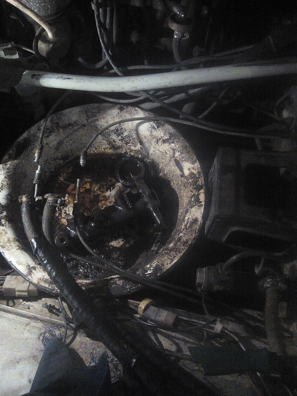 замена вакуума и главного тормозного + за одно убираем люфт рулевого ...