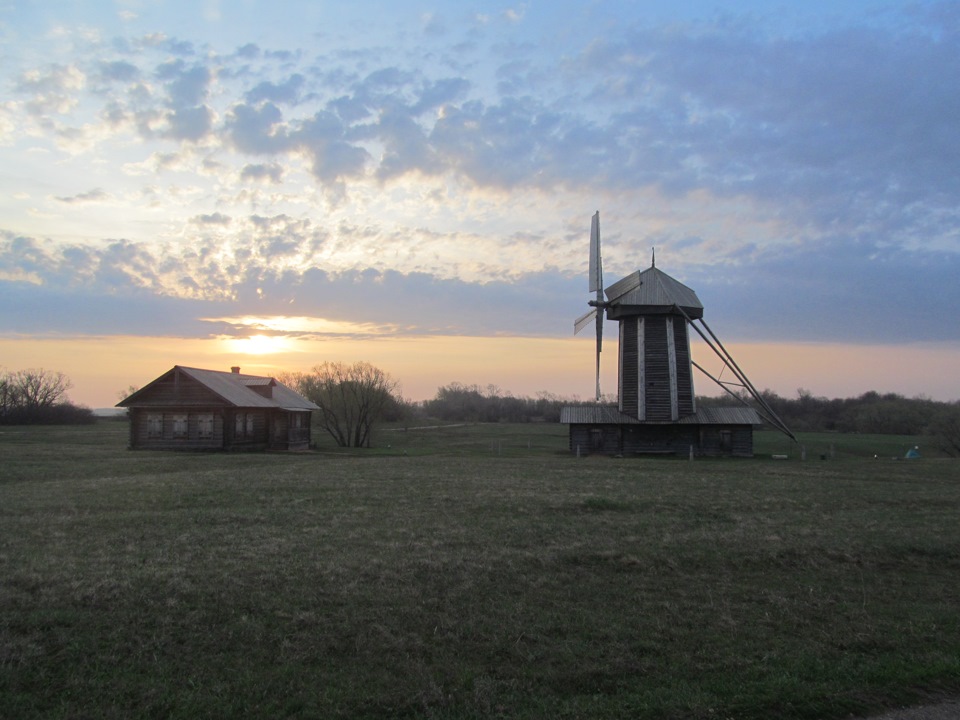Мельница, возможно воссозданная — Hyundai i40