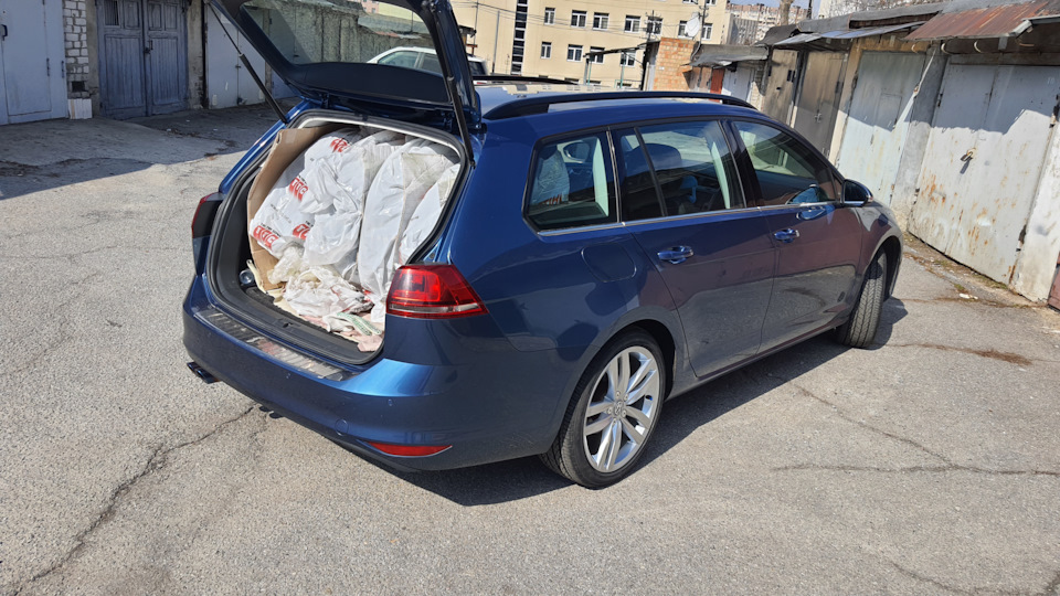 Фото в бортжурнале Volkswagen Golf Variant (Mk7)