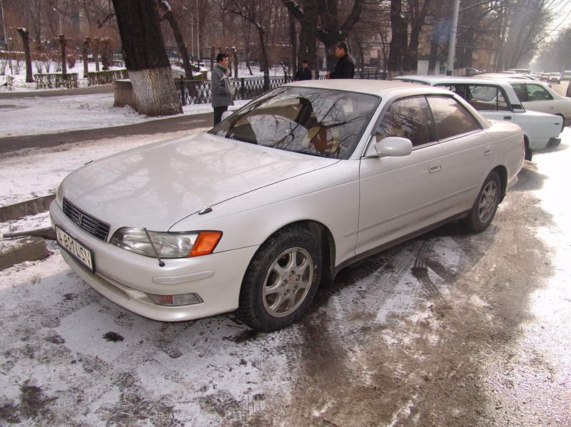      Toyota Mark II 30 1995