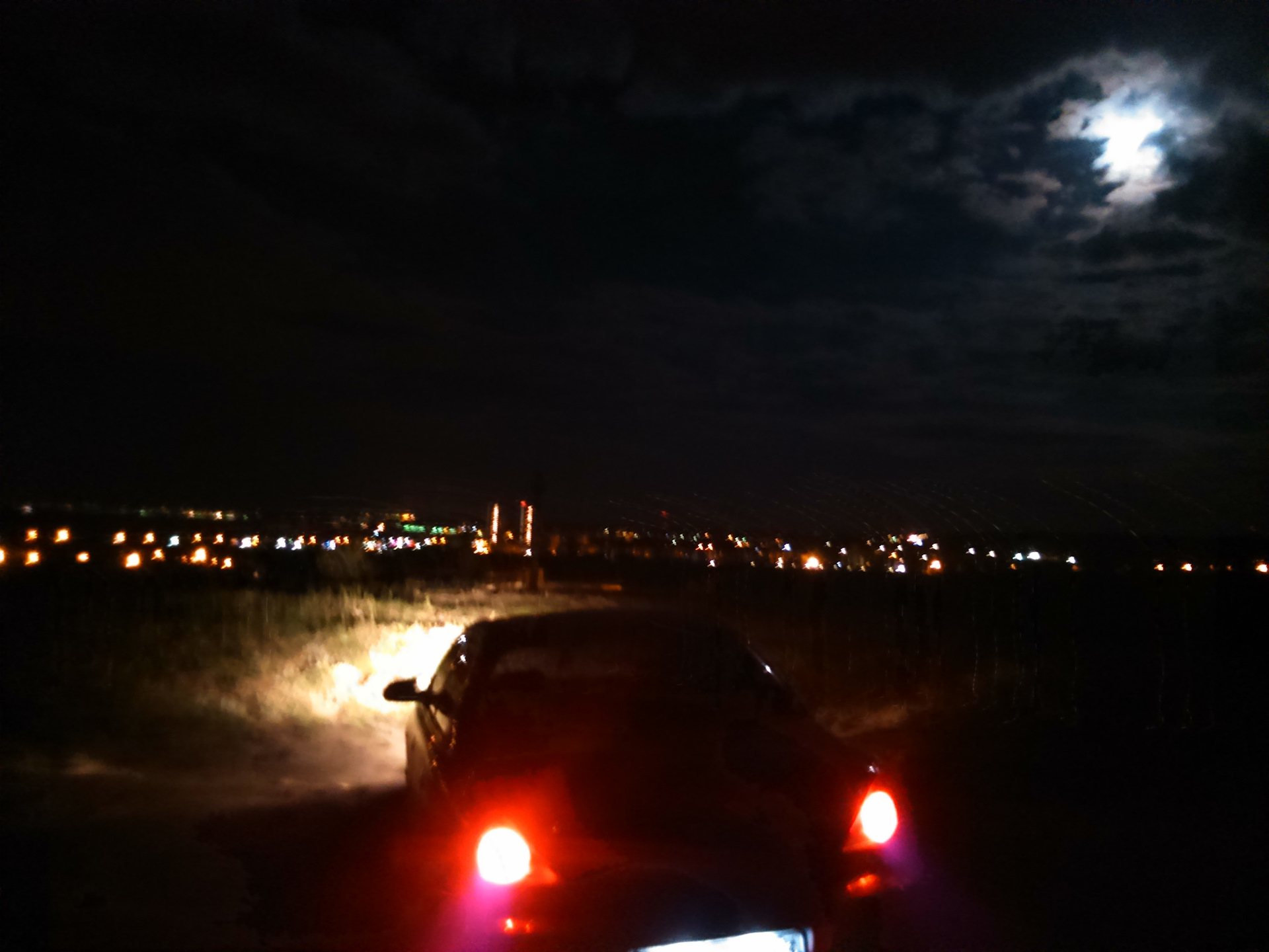 Машина ночью